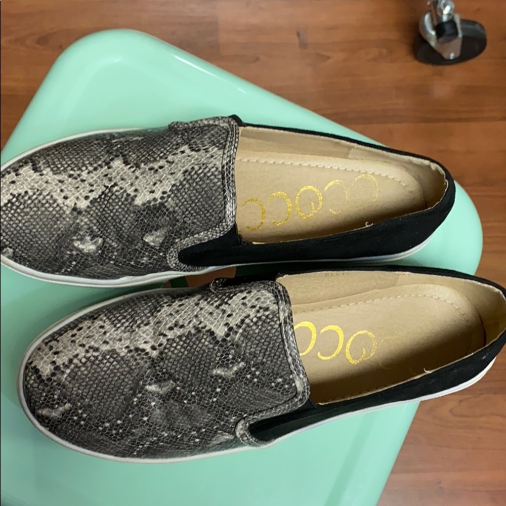 Ccocci platform snakeskin sneakers size 9